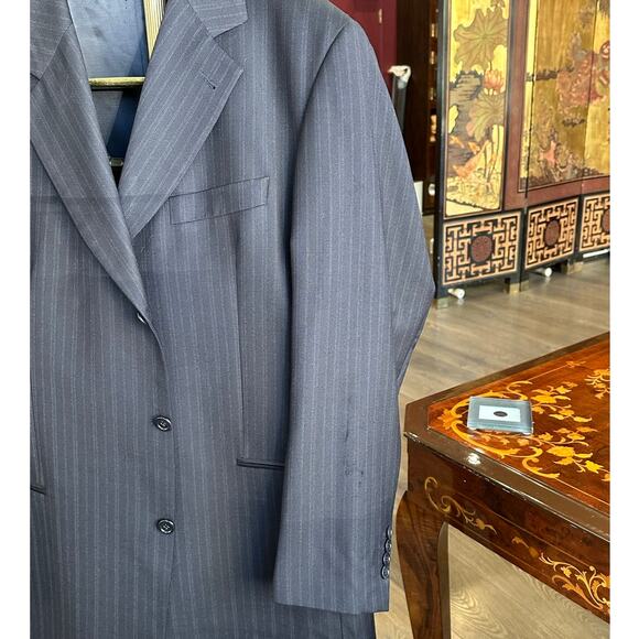 Hugo Boss 2 Piece Suit - Picture 3 of 12